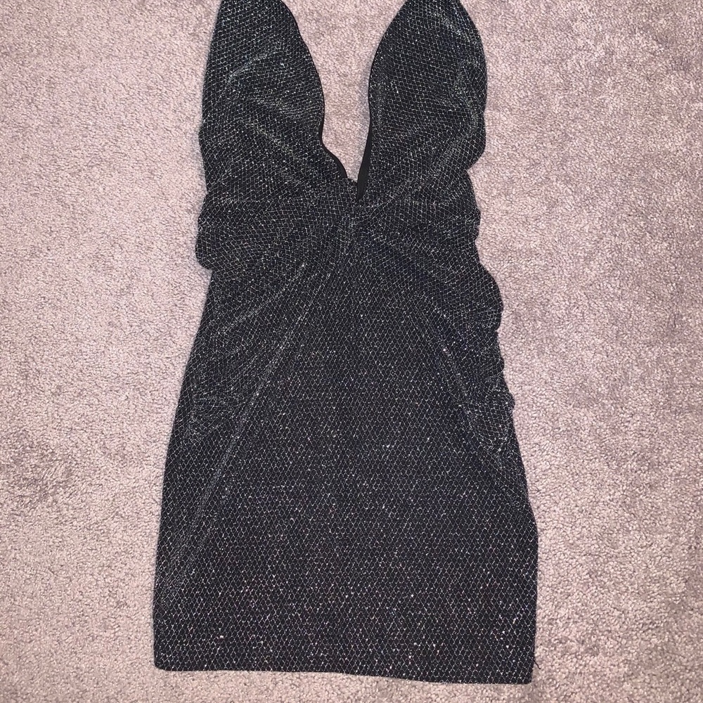 Dress - Picture 2 of 4